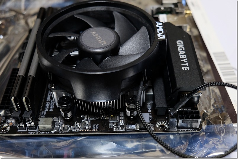 GIGABYTE,A520I,AC,ITXへCPUファン取り付け